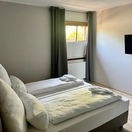 Inselhaus Im Gruenen